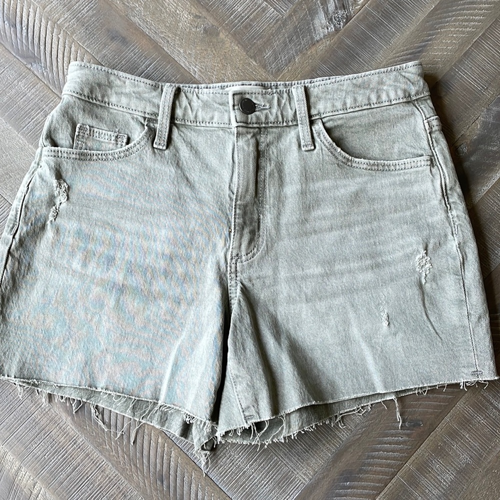 NWOT universal thread, goods, vintage, midi shorts, size 2/26